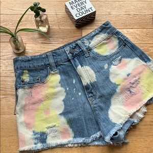 ❗️SALE❗️BDG wash denim shorts